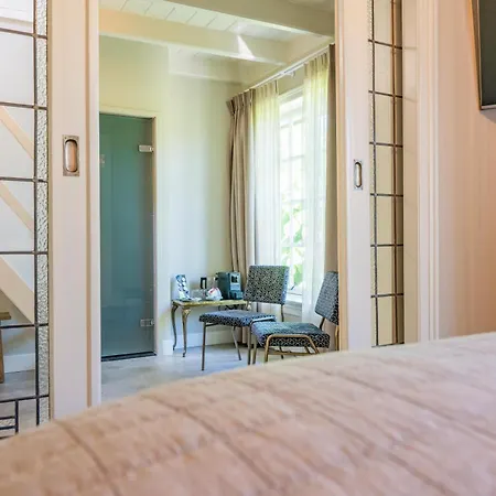 Han/Misafirhane De Zwaan