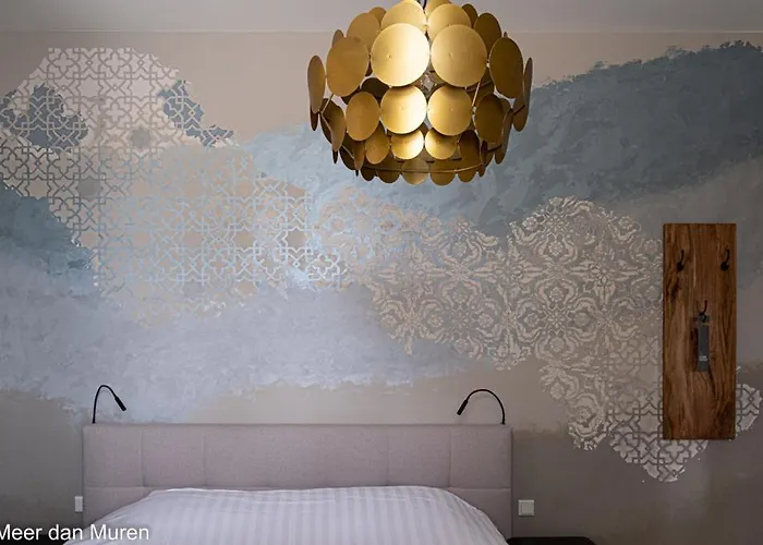 Han/Misafirhane De Zwaan *